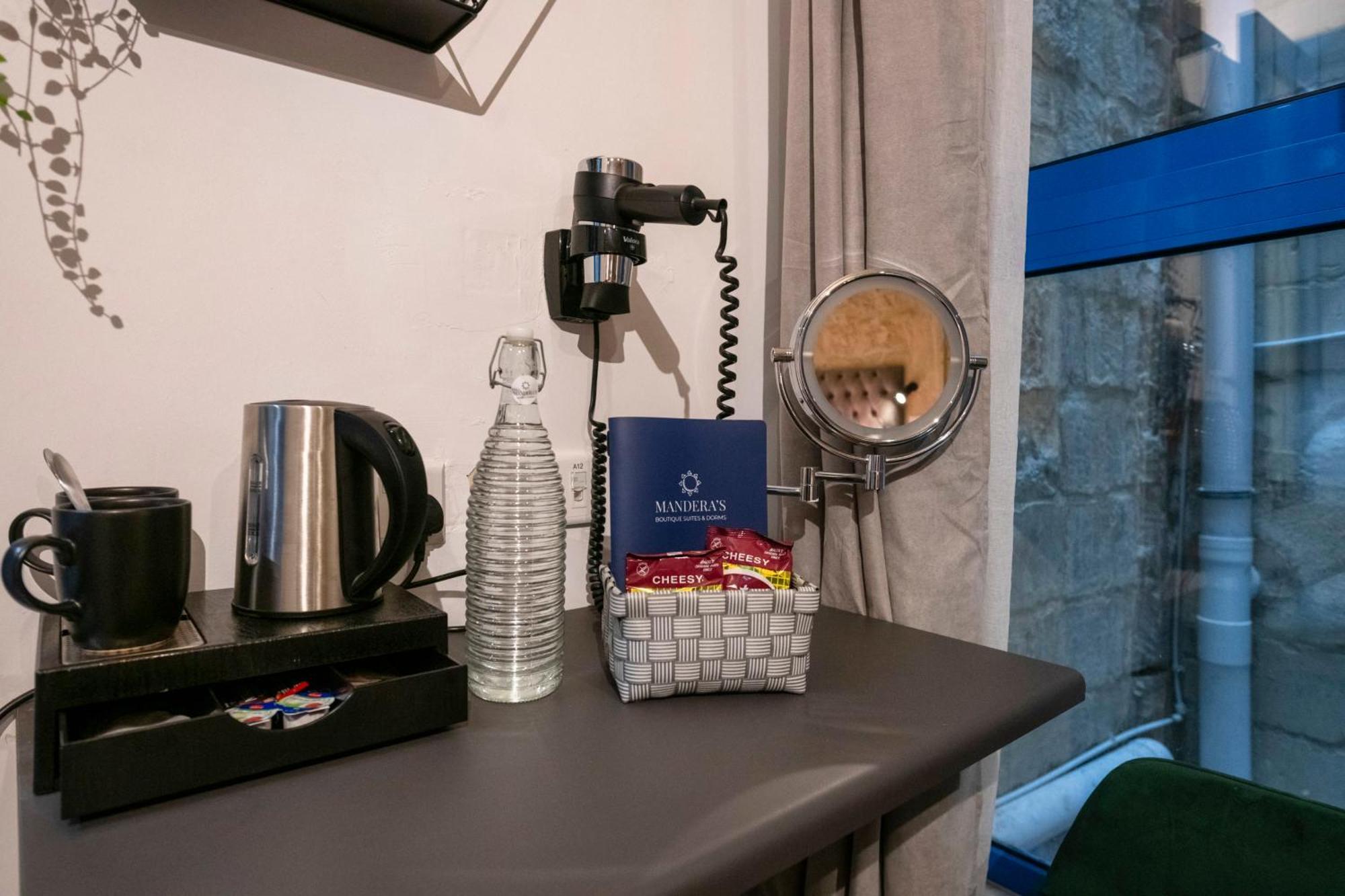 Mandera'S Boutique Suites & Dorms Валетта Экстерьер фото